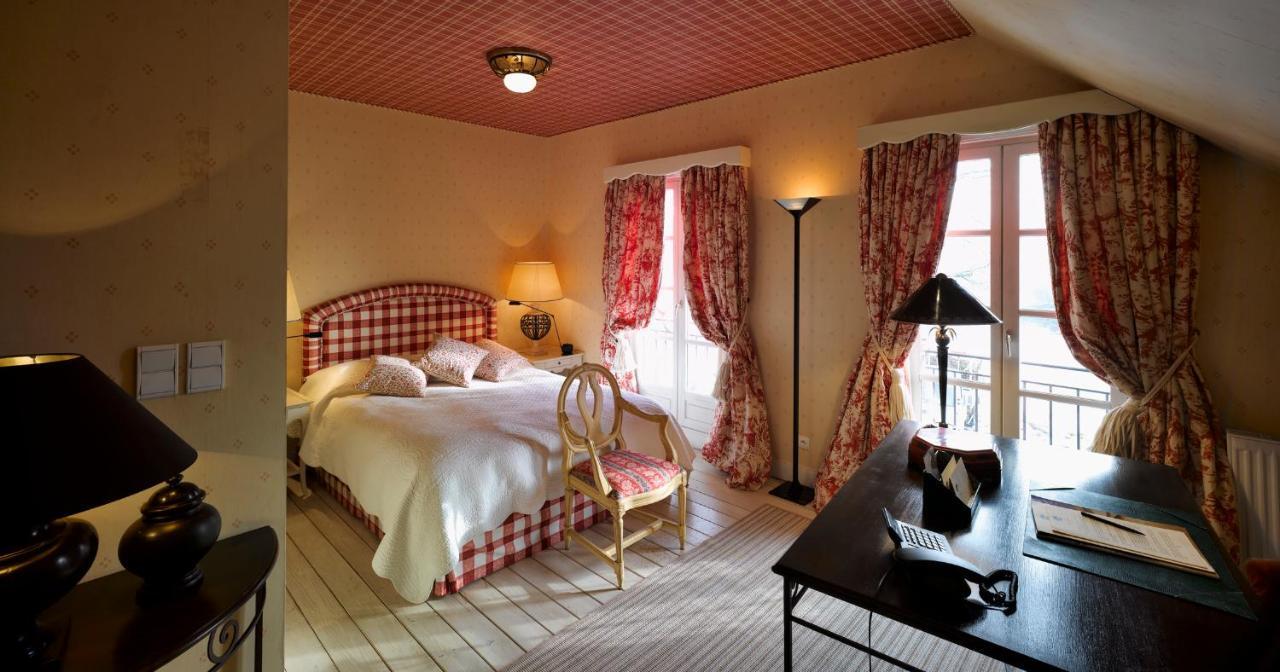 Chateau De Germigney Port-Lesney Habitación foto